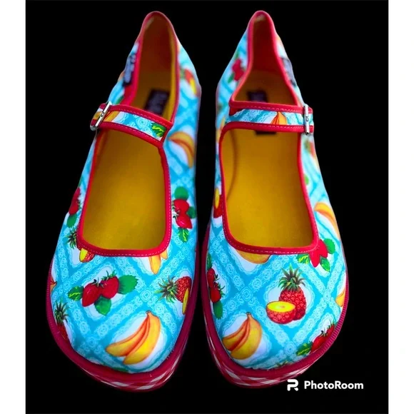 Chocolaticas hot chocolate design Kitsch Mary Jane platforms size 10 - Picture 1 of 5